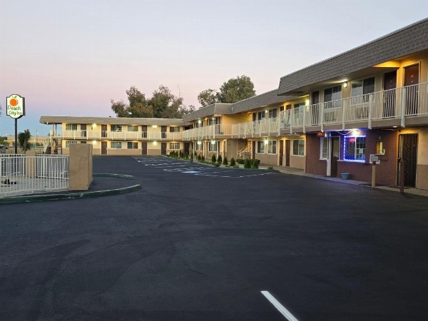 Peach City Inn - Marysville/Yuba City image 2